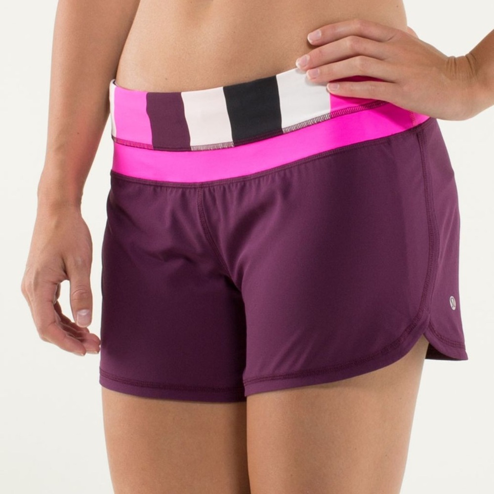 Lululemon Groovy Run Shorts in Plum Raspberry Glo Light 4